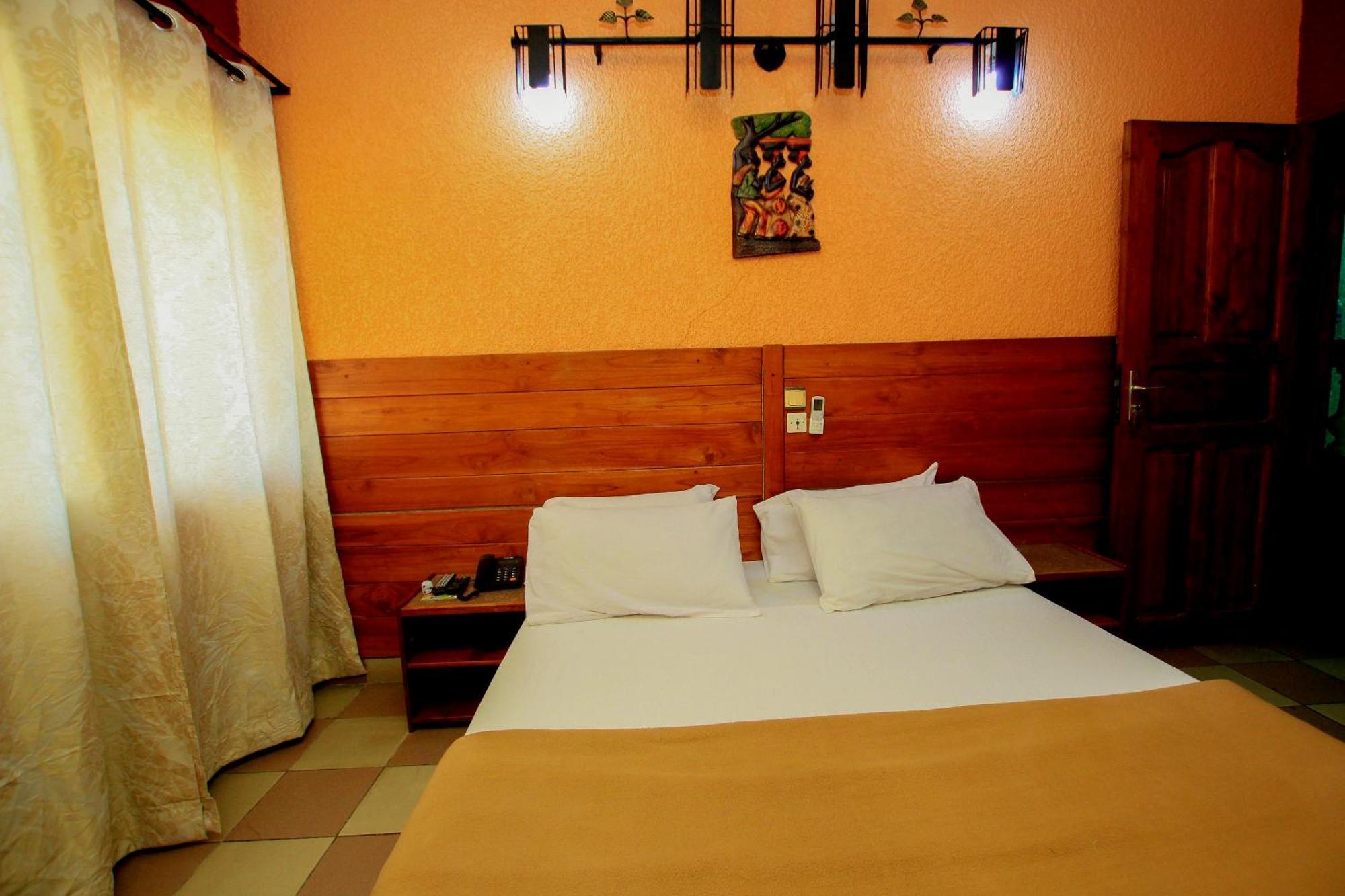 Hotel Le Prince Cotonou Kültér fotó